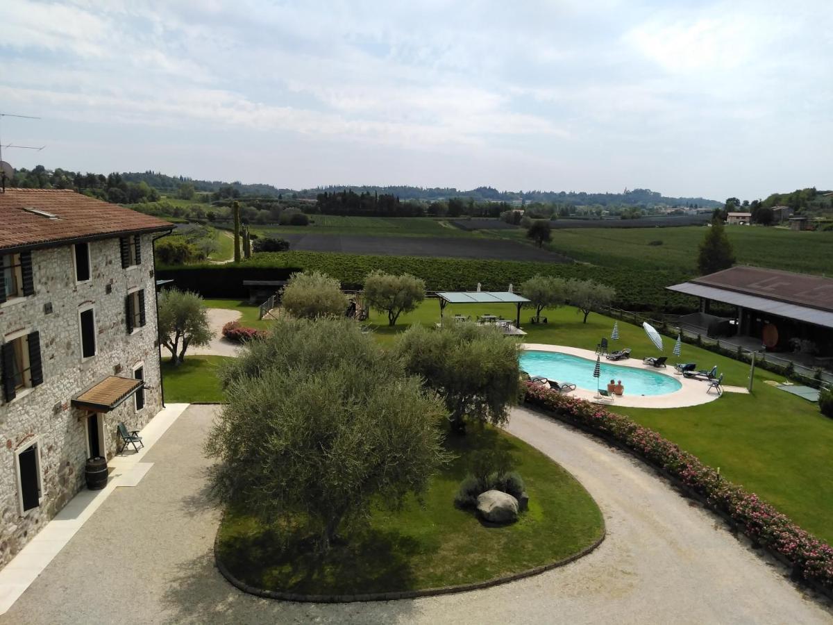 Agriturismo Le Ginestre Лацизе Екстериор снимка