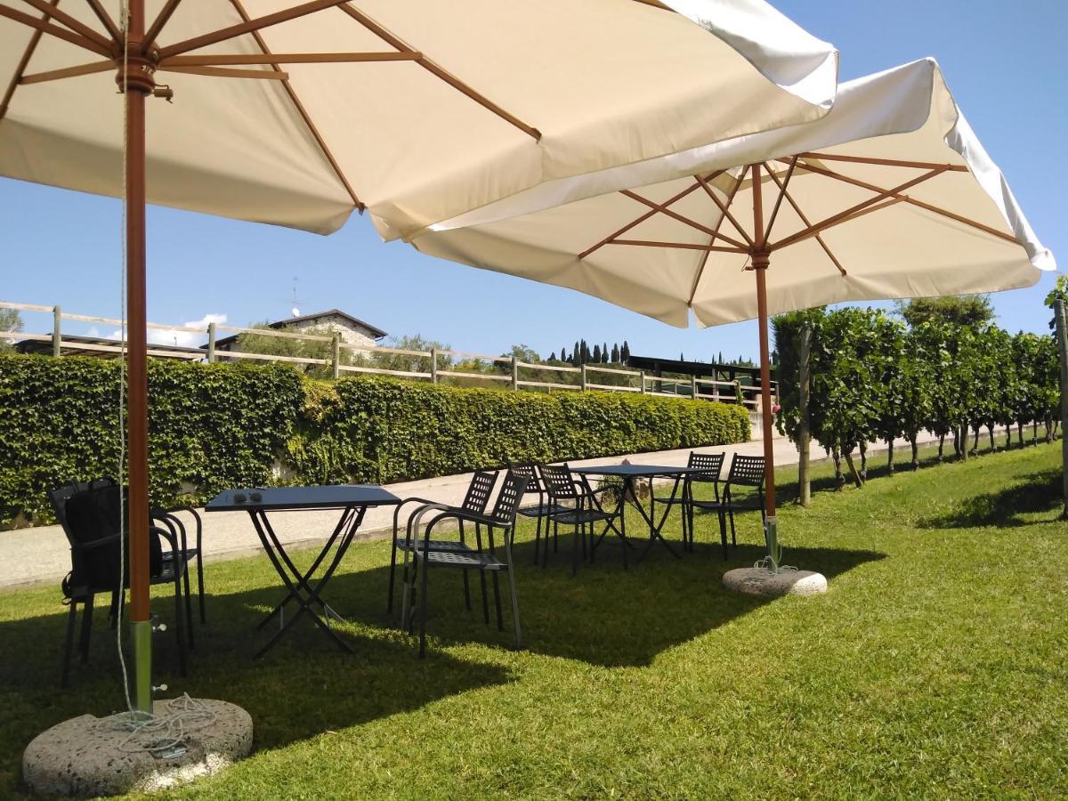 Agriturismo Le Ginestre Лацизе Екстериор снимка