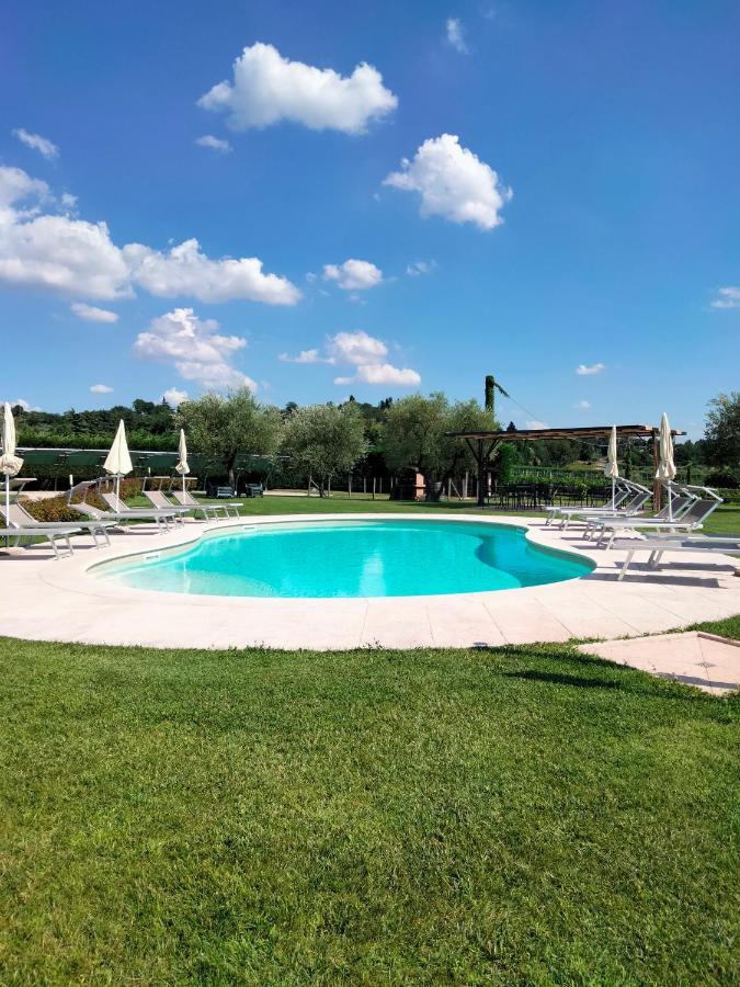 Agriturismo Le Ginestre Лацизе Екстериор снимка