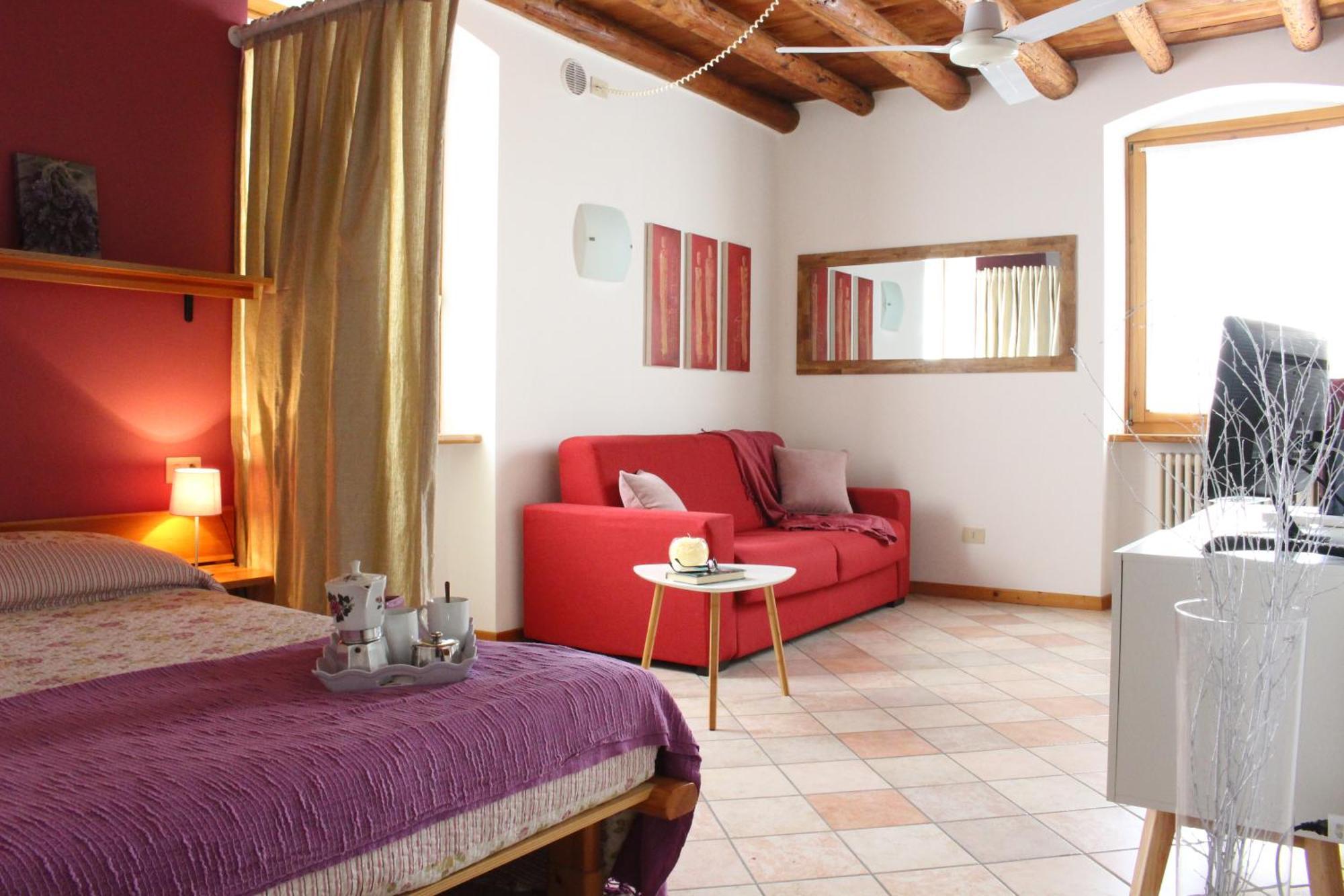 Agriturismo Le Ginestre Лацизе Екстериор снимка